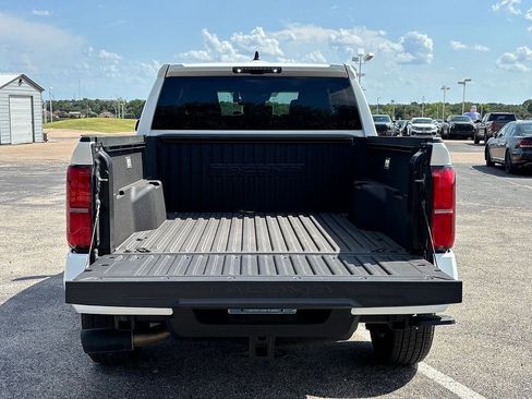 Used 2026 Toyota Tacoma TRD Sport RWD image 4