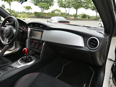 Used 2014 Subaru BRZ Limited image 36