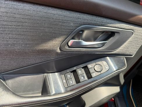 Used 2022 Nissan Rogue SV FWD image 29