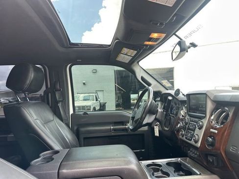 Used 2015 Ford F250 Lariat w/ Lariat Ultimate Package AWD/4WD image 11