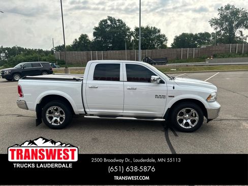 Used 2018 RAM 1500 Laramie w/ Convenience Group AWD/4WD image 6
