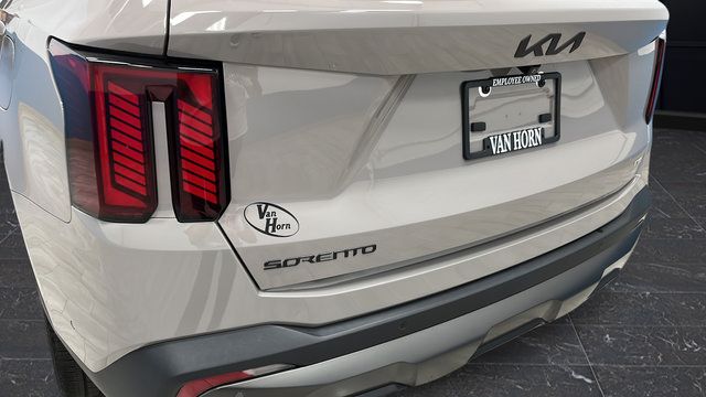 Used 2025 Kia Sorento SX AWD/4WD image 41