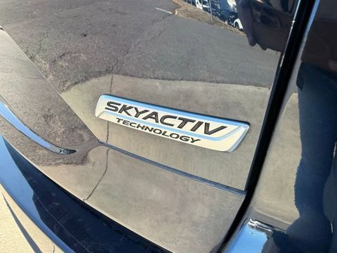 Used 2019 MAZDA CX-5 Touring image 12