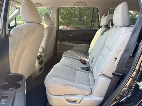 Used 2021 Honda Pilot LX image 17