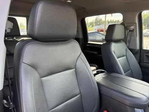 Used 2024 Chevrolet Silverado 2500 LTZ w/ LTZ Convenience Package AWD/4WD image 21