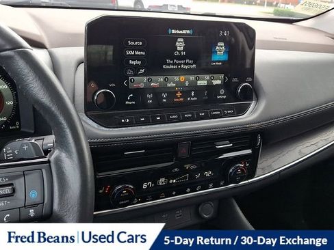 Certified 2022 Nissan Rogue Platinum w/ Head-Up Display Package AWD/4WD image 25