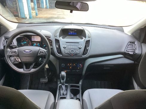 Used 2017 Ford Escape S image 41