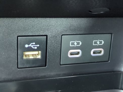 Used 2026 Toyota Camry SE w/ Convenience Package image 20