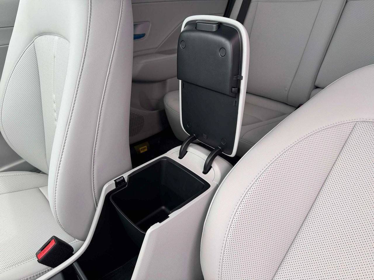 New 2026 Hyundai Kona Limited FWD image 19