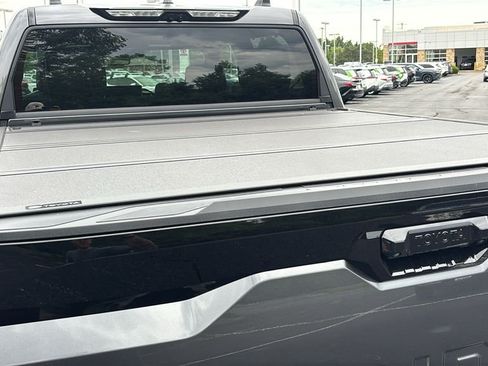 New 2026 Toyota Tundra Platinum AWD/4WD image 37