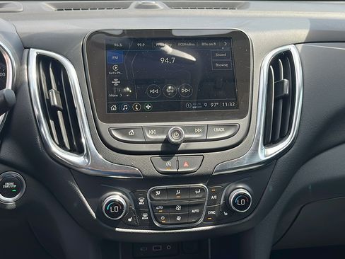 Used 2024 Chevrolet Equinox LT FWD image 20