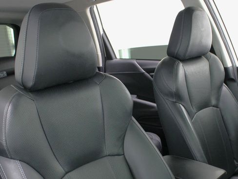Used 2019 Subaru Forester Limited AWD/4WD image 48