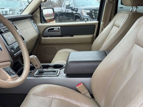 Used 2011 Ford Expedition XLT w/ 202A Rapid Spec Order Code image 10