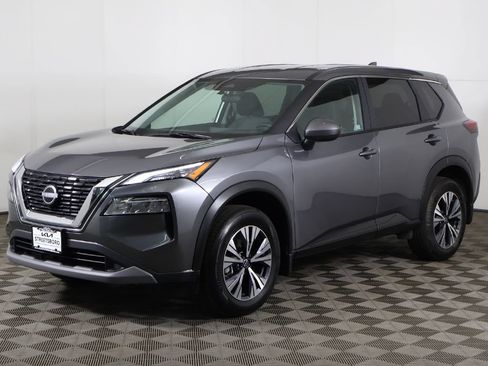 Used 2023 Nissan Rogue SV AWD/4WD image 6