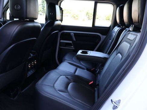 Used 2023 Land Rover Defender 110 X-Dynamic SE AWD/4WD image 27