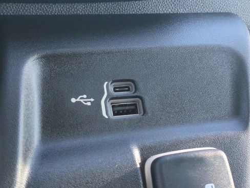 Used 2023 RAM ProMaster 2500 FWD image 24