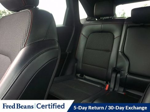 Certified 2025 Ford Escape ST-Line Select AWD/4WD image 17