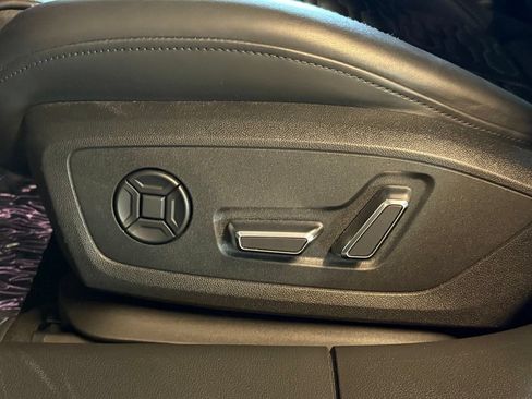 Used 2021 Audi RS 6 AWD/4WD image 21