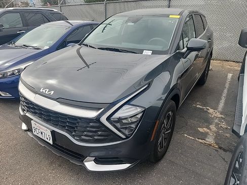 Certified 2023 Kia Sportage LX AWD/4WD image 3
