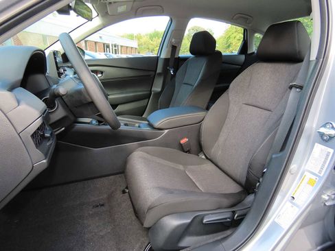 New 2025 Honda Accord LX image 11