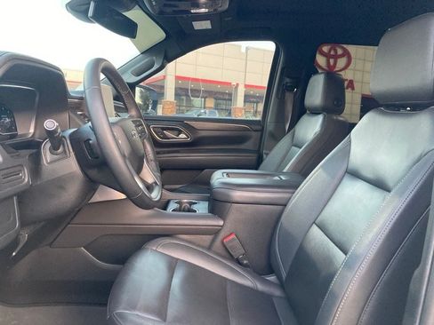 Used 2024 Chevrolet Suburban Z71 AWD/4WD image 9