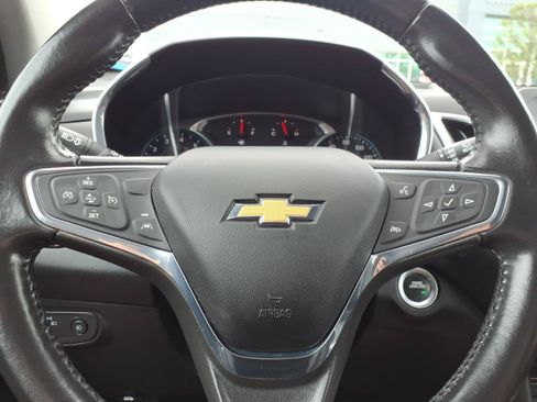 Used 2020 Chevrolet Equinox LT w/ Driver Convenience Package AWD/4WD image 24