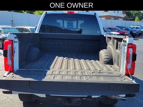 Used 2024 Ford F250 Platinum AWD/4WD image 6
