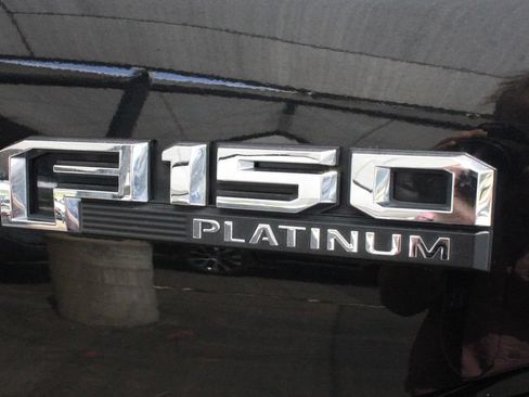 Used 2015 Ford F150 Platinum w/ Equipment Group 701A Luxury AWD/4WD image 73