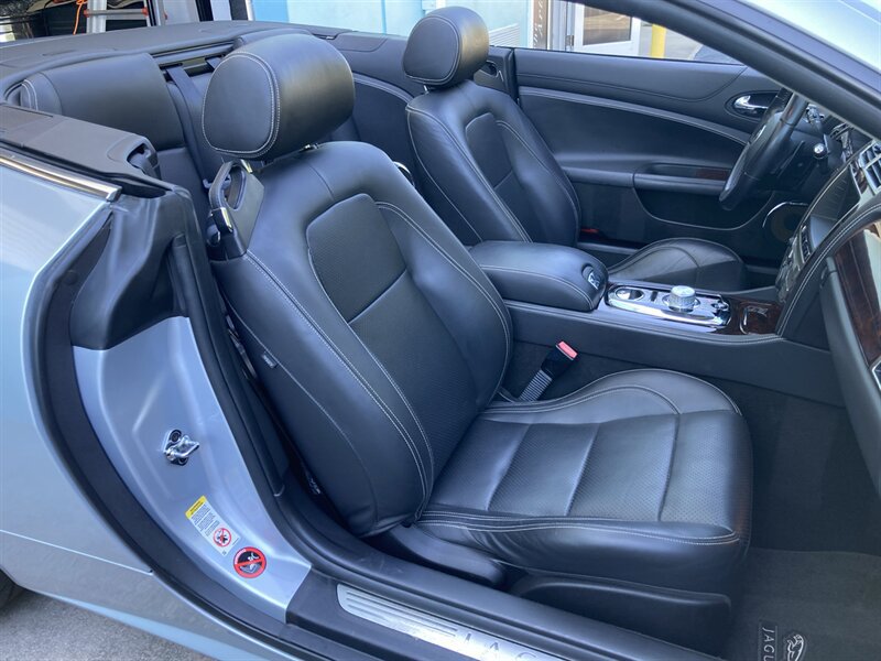 Used 2010 Jaguar XK Convertible RWD image 16