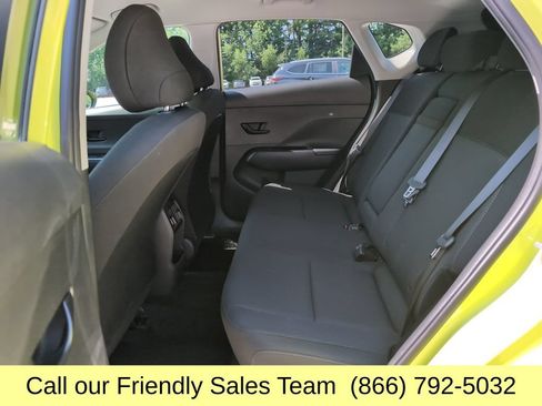 Used 2025 Hyundai Kona SEL AWD/4WD image 24