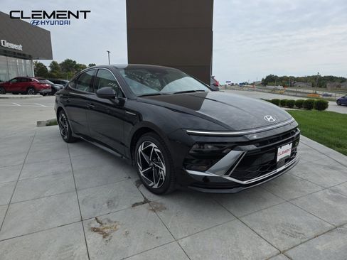 New 2026 Hyundai Sonata SEL image 3