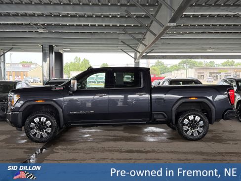 Used 2025 GMC Sierra 2500 Denali w/ Denali Reserve Package AWD/4WD image 6
