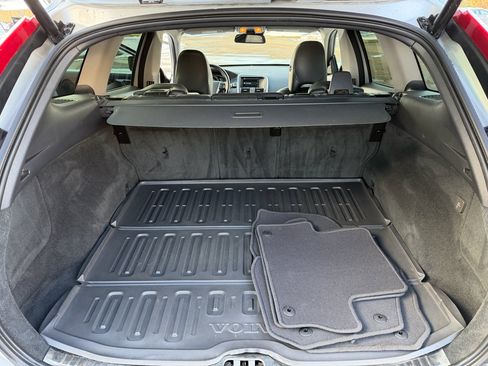 Used 2014 Volvo XC60 T6 image 16