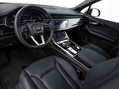 Used 2026 Audi Q7 3.0T Premium Plus w/ Premium Plus Package AWD/4WD image 8