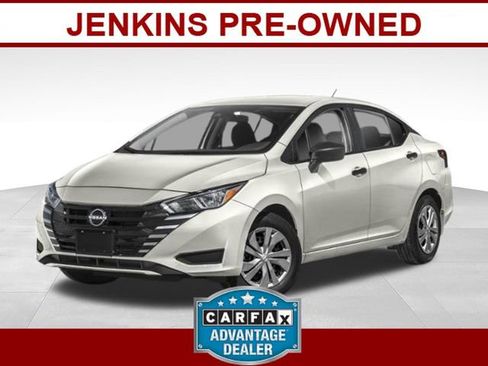 Used 2024 Nissan Versa S w/ Trunk Package FWD image 1