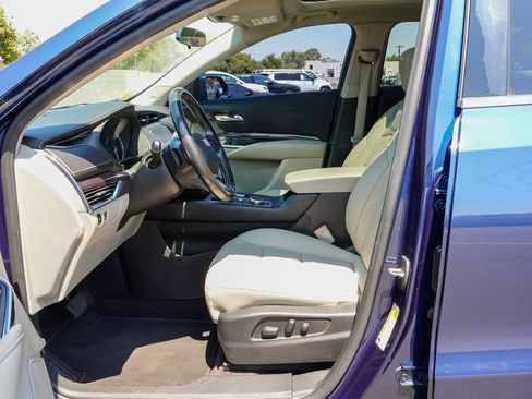Used 2019 Cadillac XT4 Luxury FWD image 12