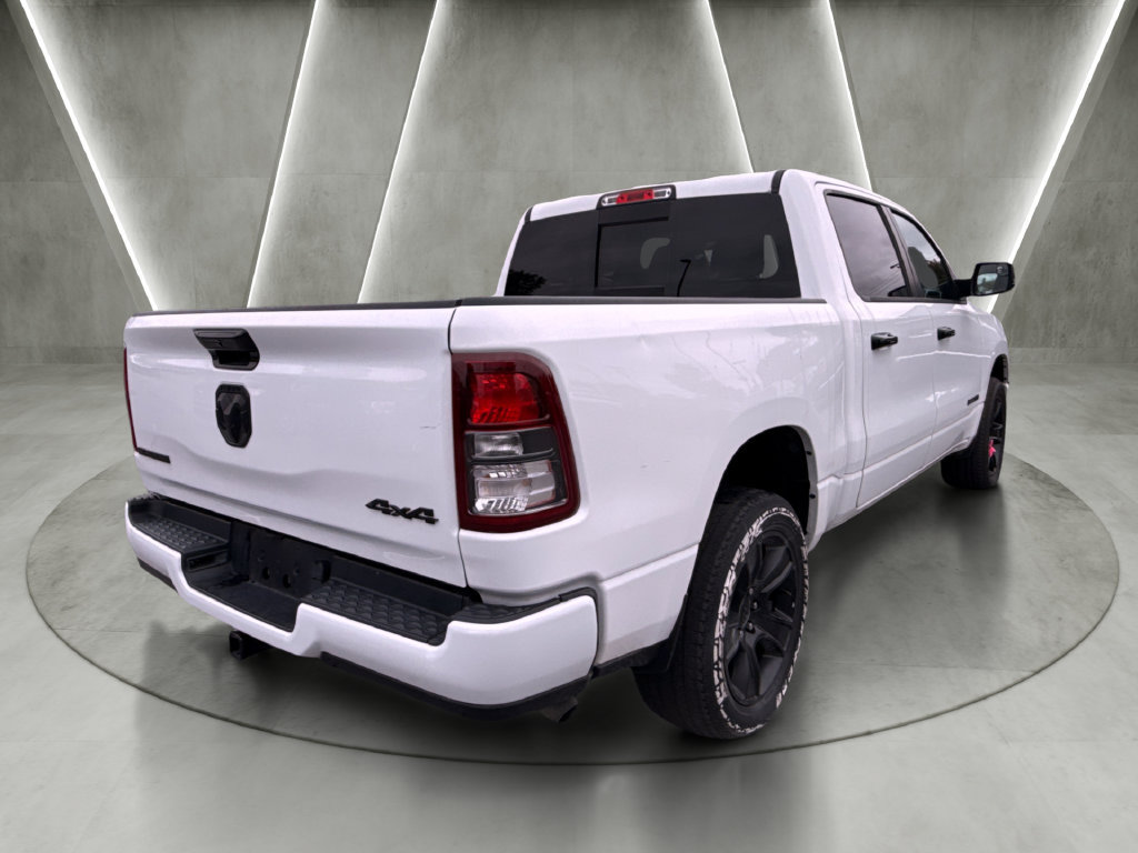 Used 2023 RAM 1500 4x4 Crew Cab image 3