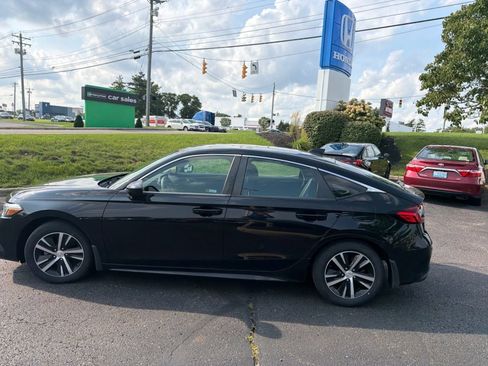 Used 2023 Honda Civic LX image 12