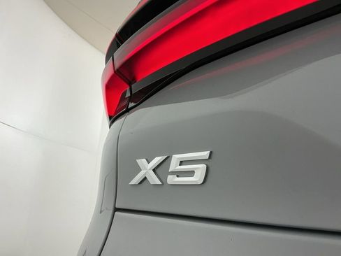 New 2026 BMW X5 sDrive40i w/ M Sport Package image 8