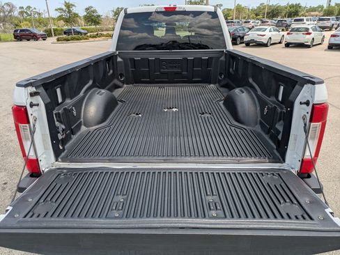 Used 2019 Ford F250 XL w/ Power Equipment Group AWD/4WD image 14