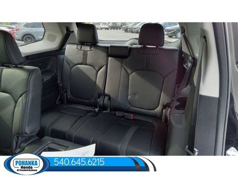 New 2025 Honda Pilot Touring image 36