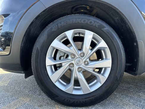 Used 2021 Hyundai Tucson Value FWD image 18