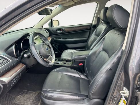 Used 2019 Subaru Outback 2.5i Limited AWD/4WD image 9