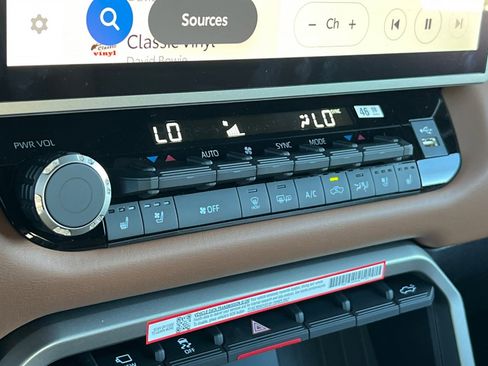 New 2026 Toyota Tundra 1794 Edition AWD/4WD image 18
