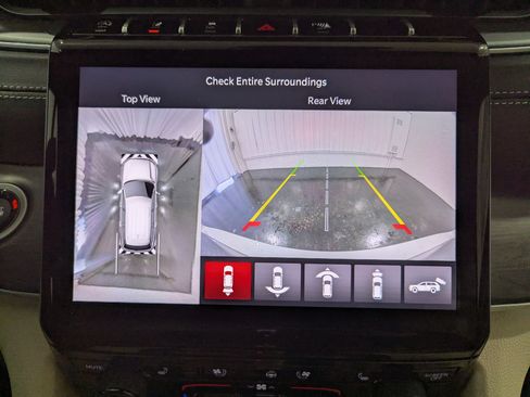 New 2025 Jeep Grand Cherokee L Limited image 31