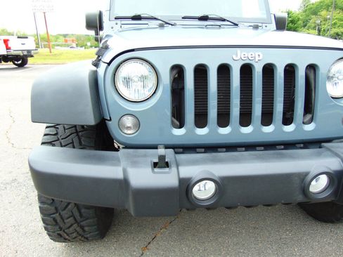 Used 2015 Jeep Wrangler Unlimited Sport w/ Quick Order Package 24S AWD/4WD image 41