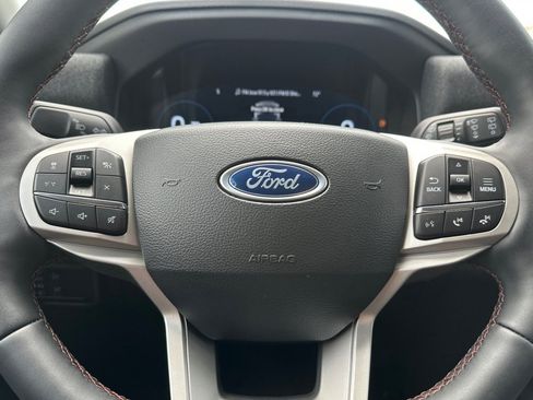 New 2026 Ford Explorer Active RWD image 25