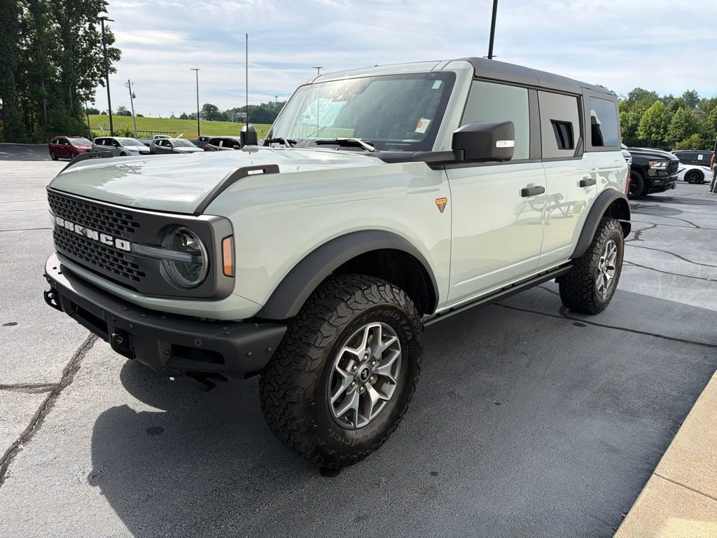 Used 2024 Ford Bronco Badlands AWD/4WD image 12