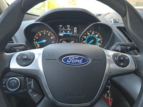 Used 2016 Ford Escape SE w/ Equipment Group 201A AWD/4WD image 22