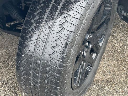 Used 2024 Chevrolet Silverado 1500 Custom image 25